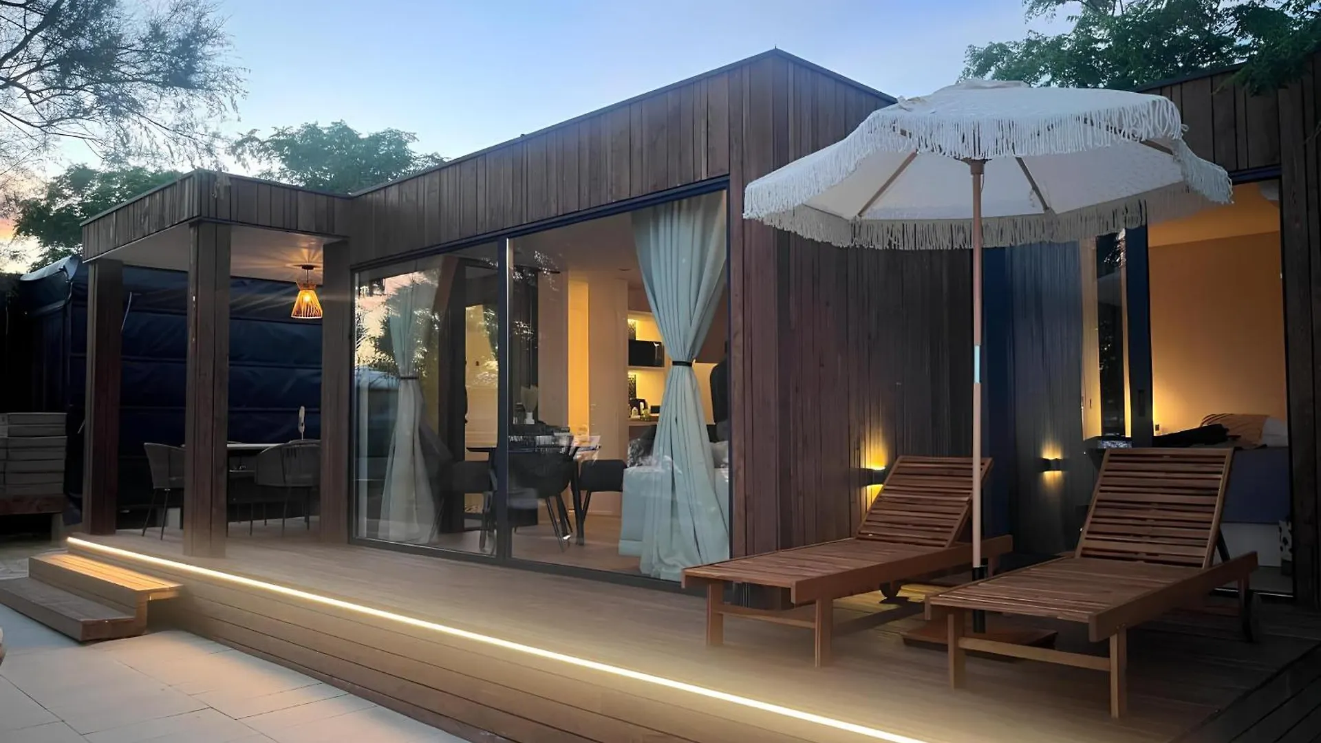 Exclusive Wellness House With Jacuzzi And Sauna, 10 Gardens Privlaka  Holiday home Privlaka (Zadar)